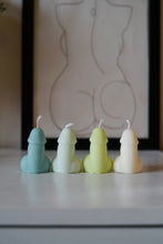 Load image into Gallery viewer, 4 Mini scented willy candles