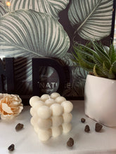 Load image into Gallery viewer, Bubble cube (scented)