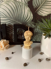 Load image into Gallery viewer, David bust small