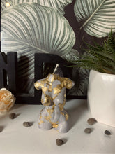 Load image into Gallery viewer, Aphrodite Gold Leaf Candle (4 colours)
